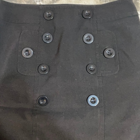 Ann Taylor Petites SZ 0P Black Mini Skirt Cute Front Button Detail and Side Zip - Picture 8 of 14